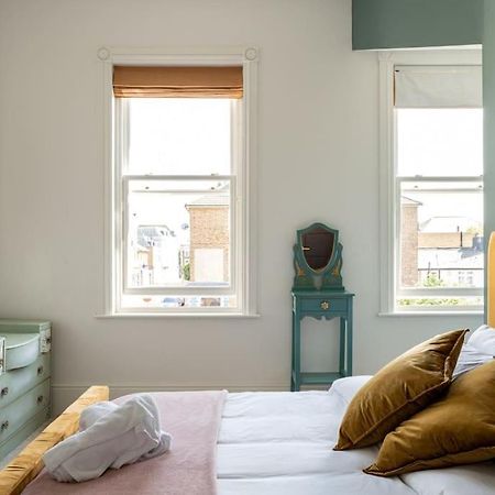 Stylish Beachfront Apartment, Sweeping Ocean Views And Luxury Touches Herne Bay Buitenkant foto