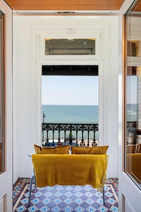 Stylish Beachfront Apartment, Sweeping Ocean Views And Luxury Touches Herne Bay Buitenkant foto
