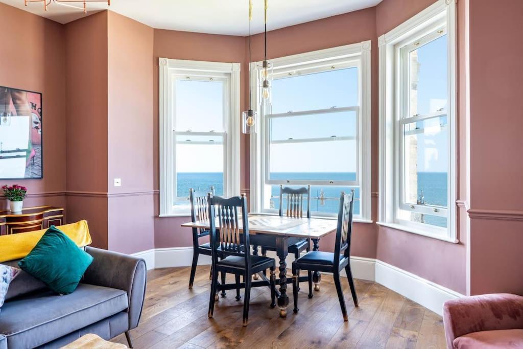 Stylish Beachfront Apartment, Sweeping Ocean Views And Luxury Touches Herne Bay Buitenkant foto